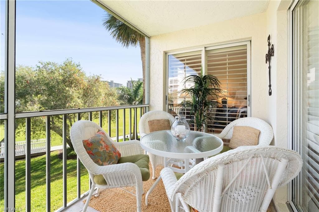 125 Collier Blvd B202, Marco Island, FL 34145-19