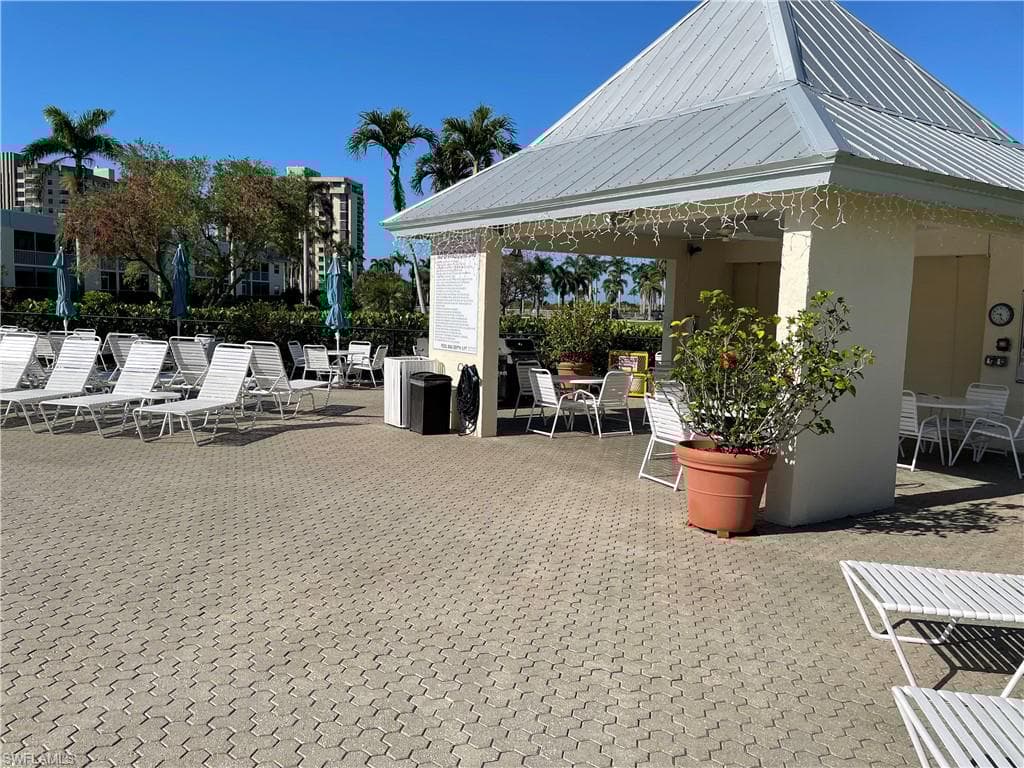 125 Collier Blvd B202, Marco Island, FL 34145-23