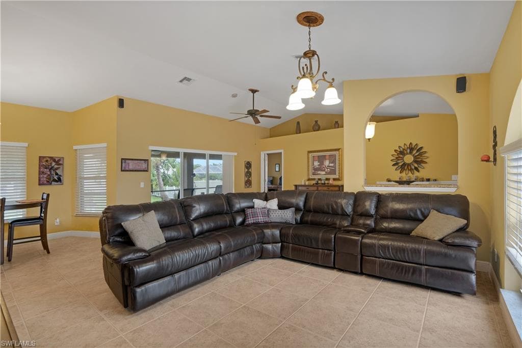 106 11th Ter, Cape Coral, FL 33991-9