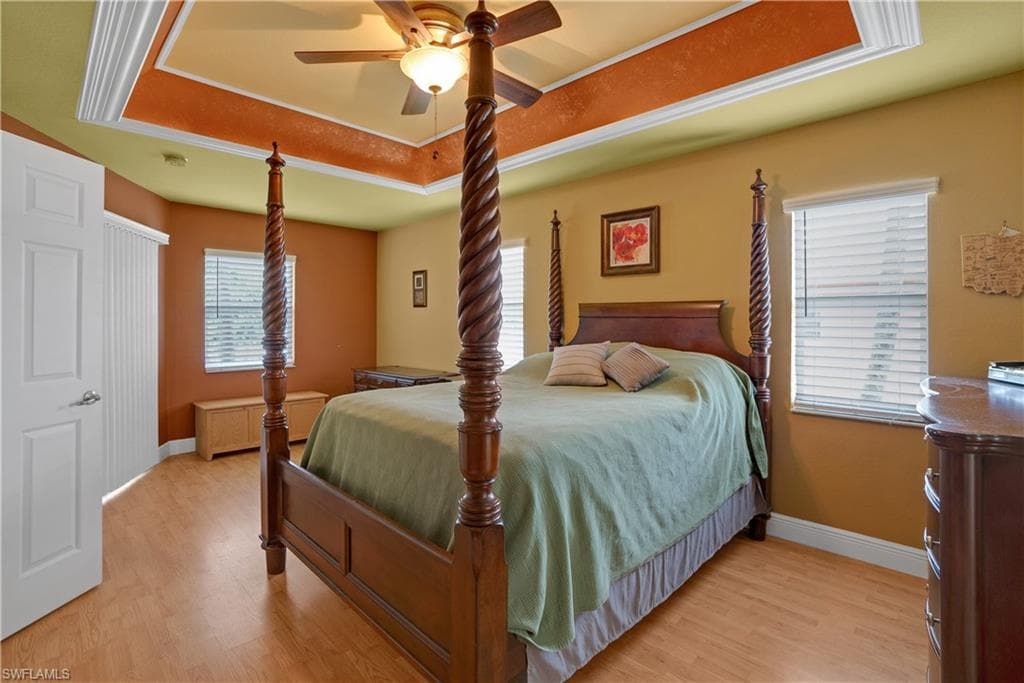 106 11th Ter, Cape Coral, FL 33991-14