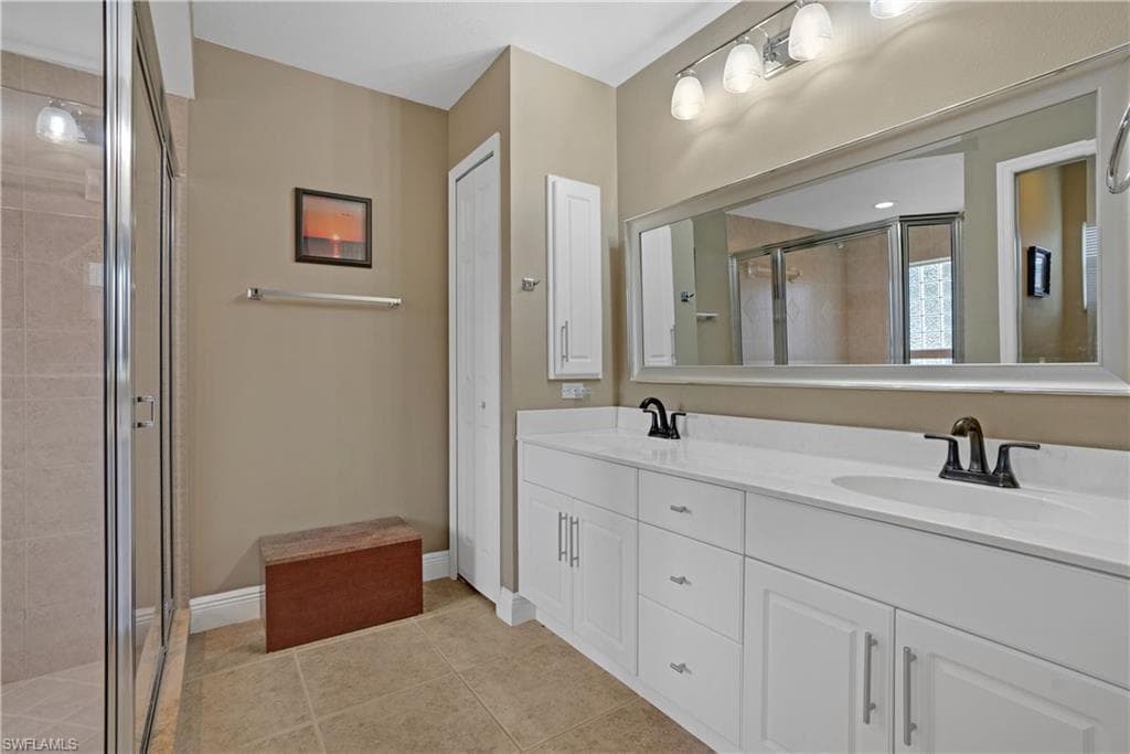 106 11th Ter, Cape Coral, FL 33991-16