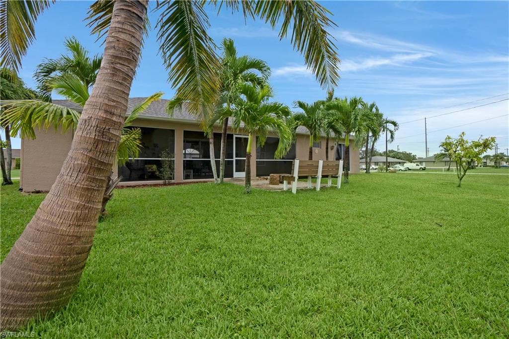 106 11th Ter, Cape Coral, FL 33991-29