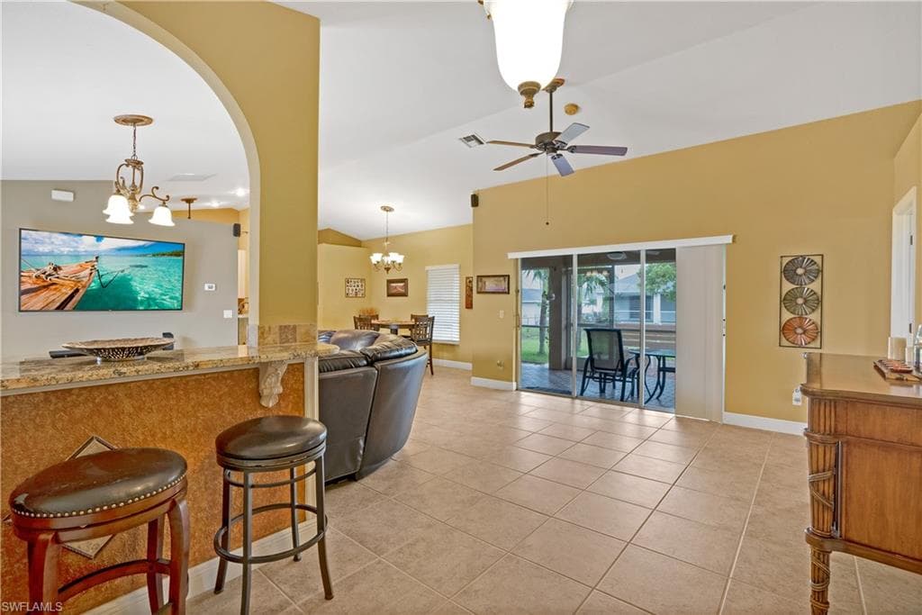 106 11th Ter, Cape Coral, FL 33991-4