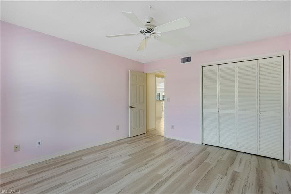 542 10th Ave S 102n, Naples, FL 34102-21