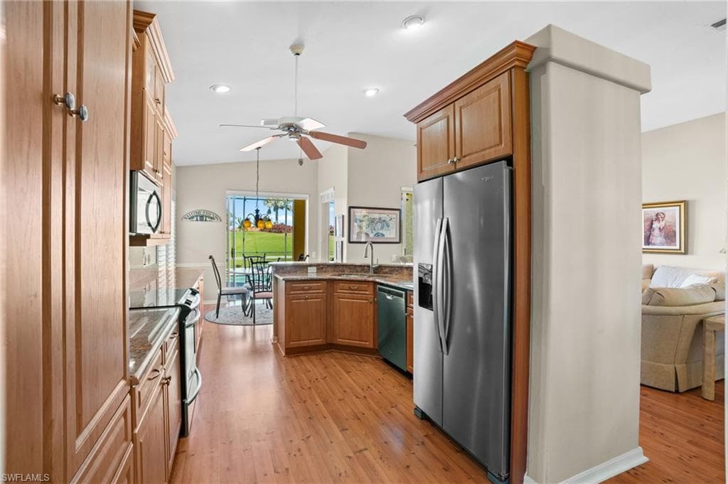 14880 Crescent Cove Dr, Fort Myers, FL 33908-10
