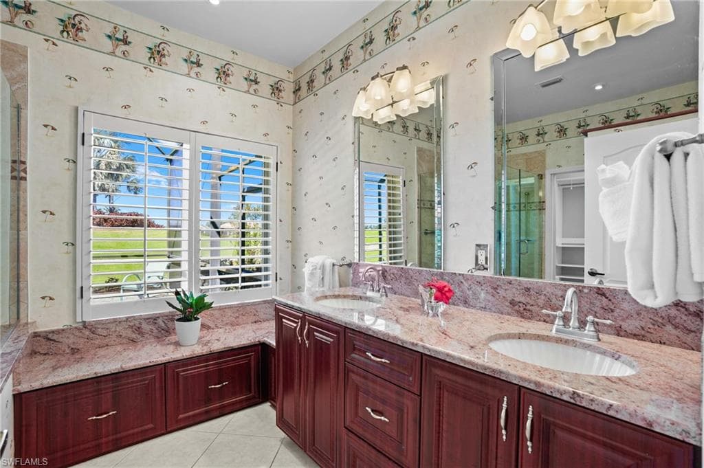 14880 Crescent Cove Dr, Fort Myers, FL 33908-21