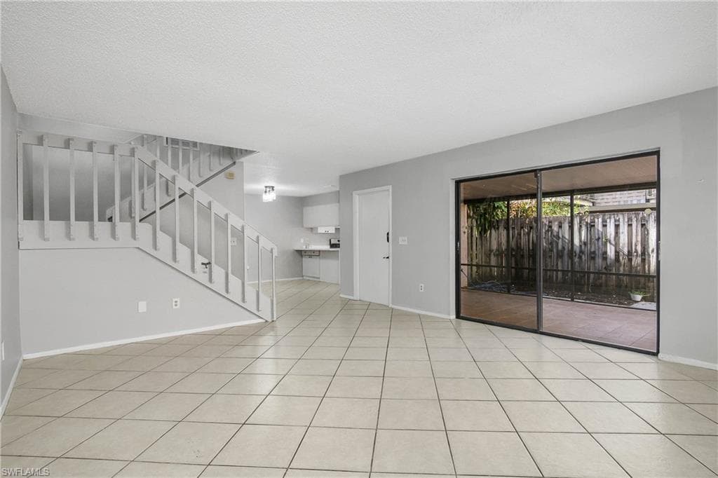 17989 San Juan Ct 4, Fort Myers, FL 33967-9