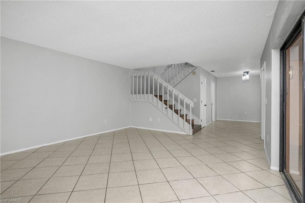 17989 San Juan Ct 4, Fort Myers, FL 33967-10