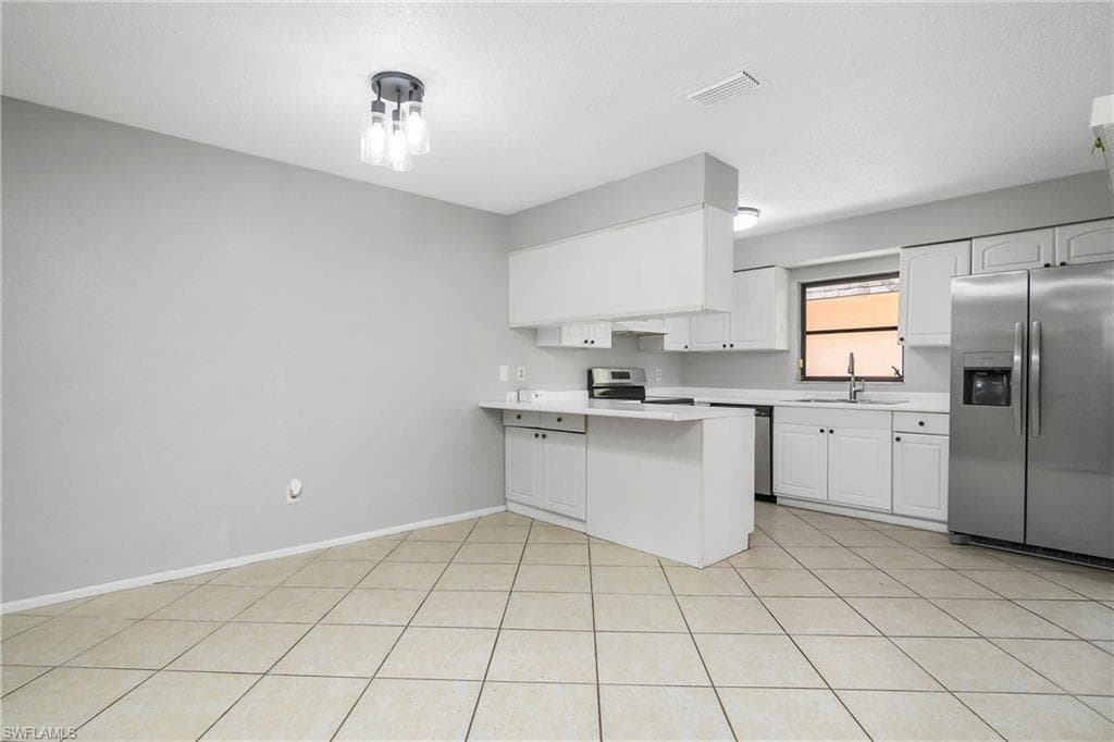 17989 San Juan Ct 4, Fort Myers, FL 33967-7