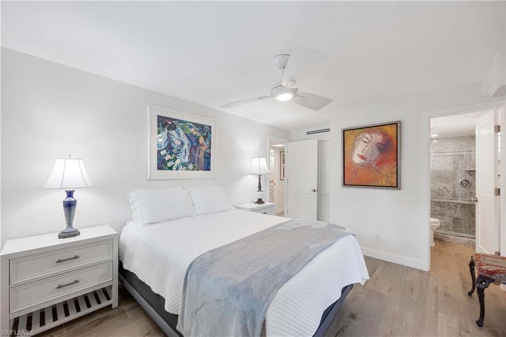 537 Broad Ave S 537, Naples, FL 34102-9