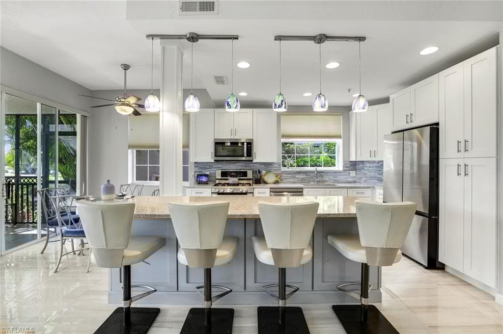 3970 Deer Crossing Ct 106, Naples, FL 34114-14