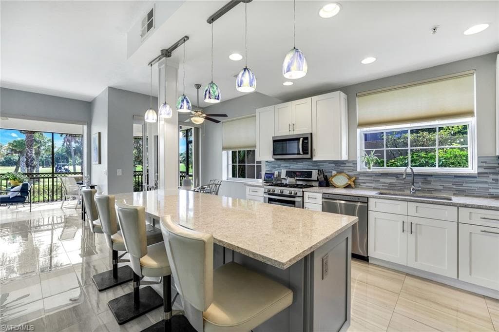 3970 Deer Crossing Ct 106, Naples, FL 34114-15