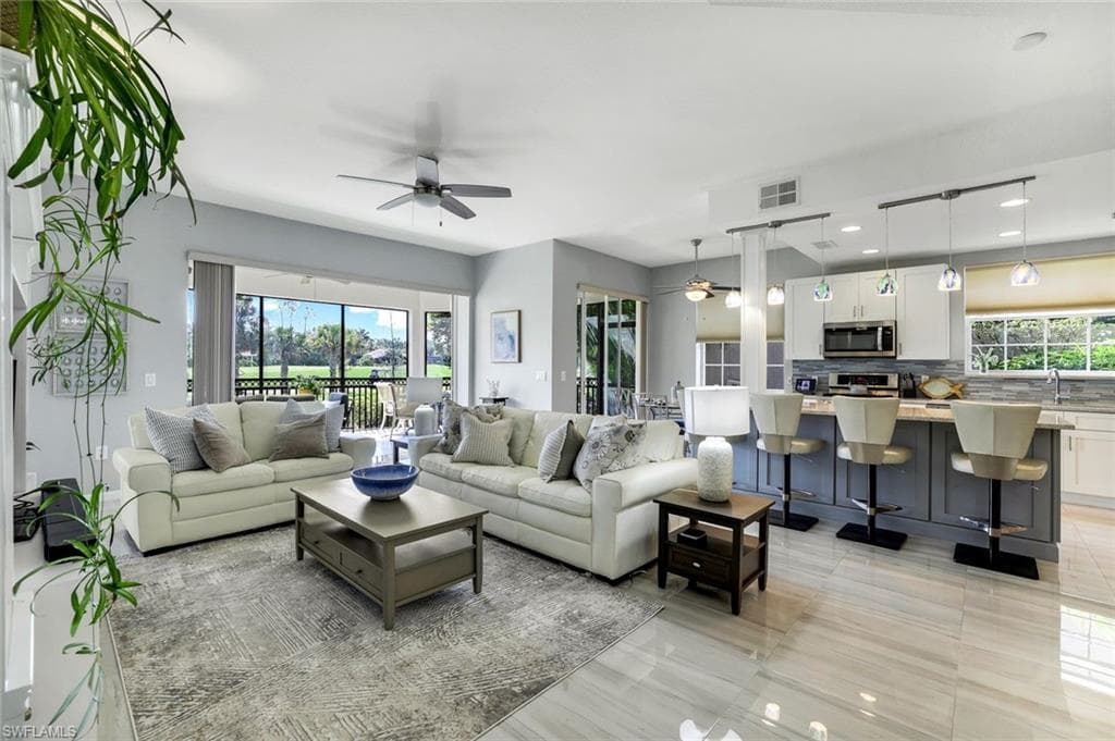 3970 Deer Crossing Ct 106, Naples, FL 34114-1