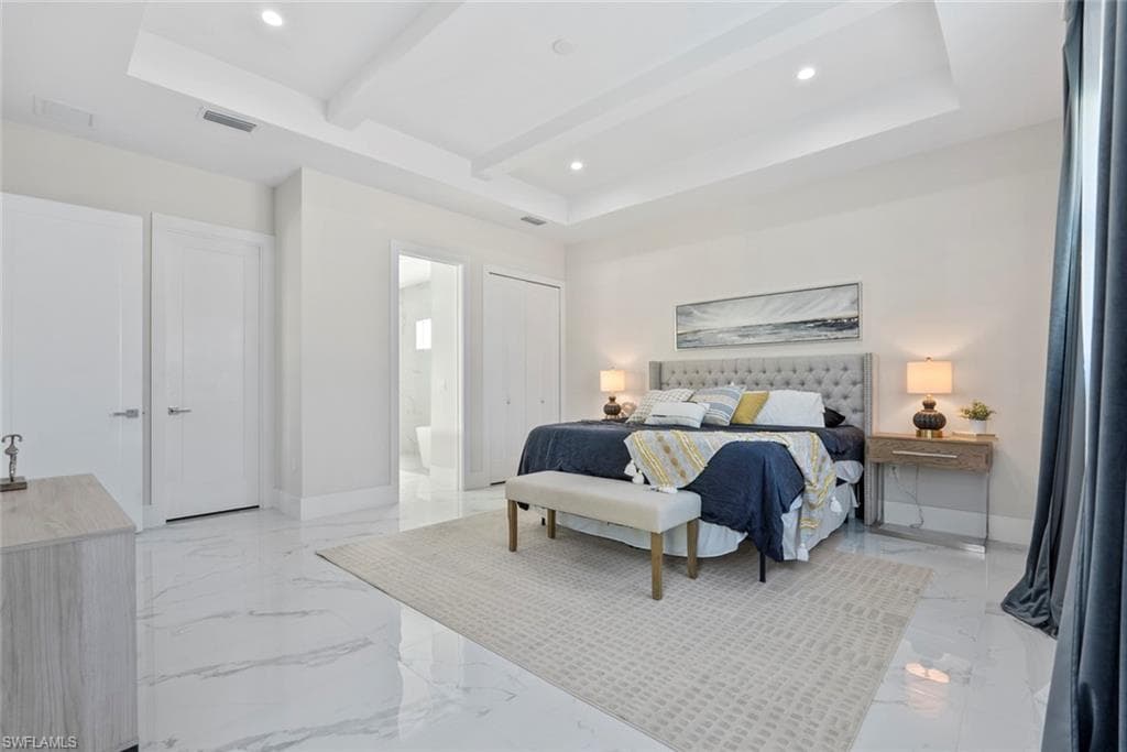799 108th Ave N, Naples, FL 34108-10