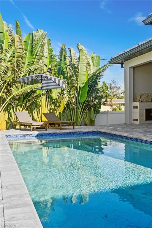 799 108th Ave N, Naples, FL 34108-18