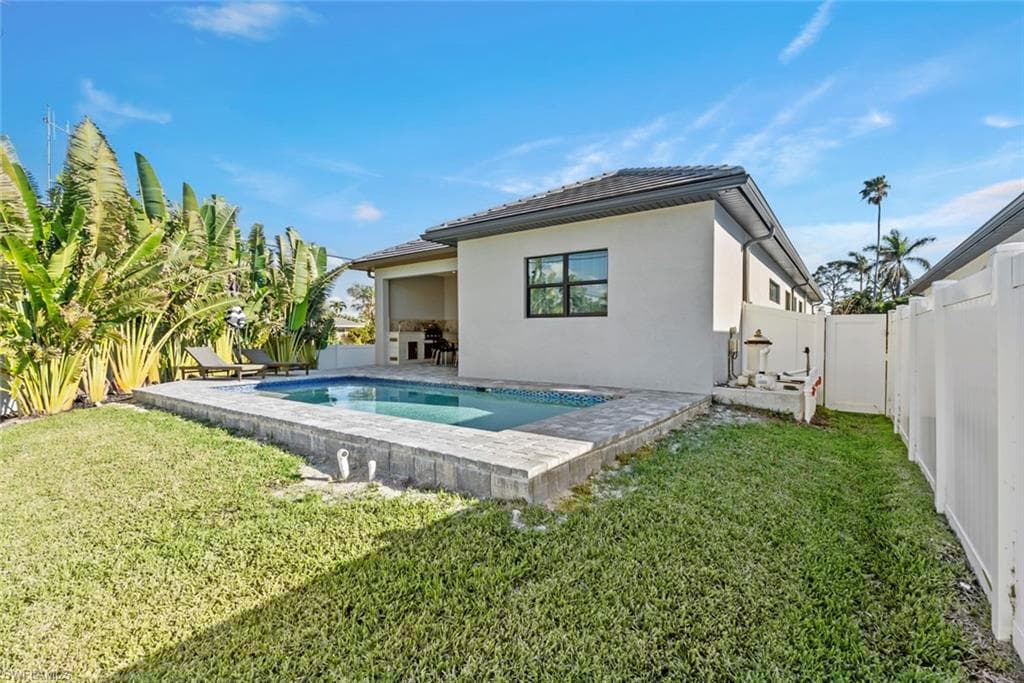 799 108th Ave N, Naples, FL 34108-19