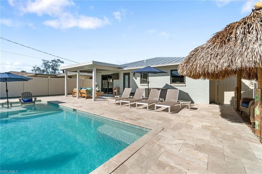 530 108th Ave N, Naples, FL 34108-38