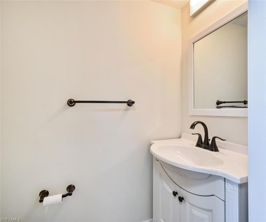 5 Bluebill Ave 511, Naples, FL 34108-8