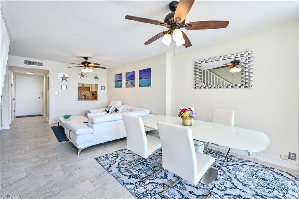 5 Bluebill Ave 511, Naples, FL 34108-5