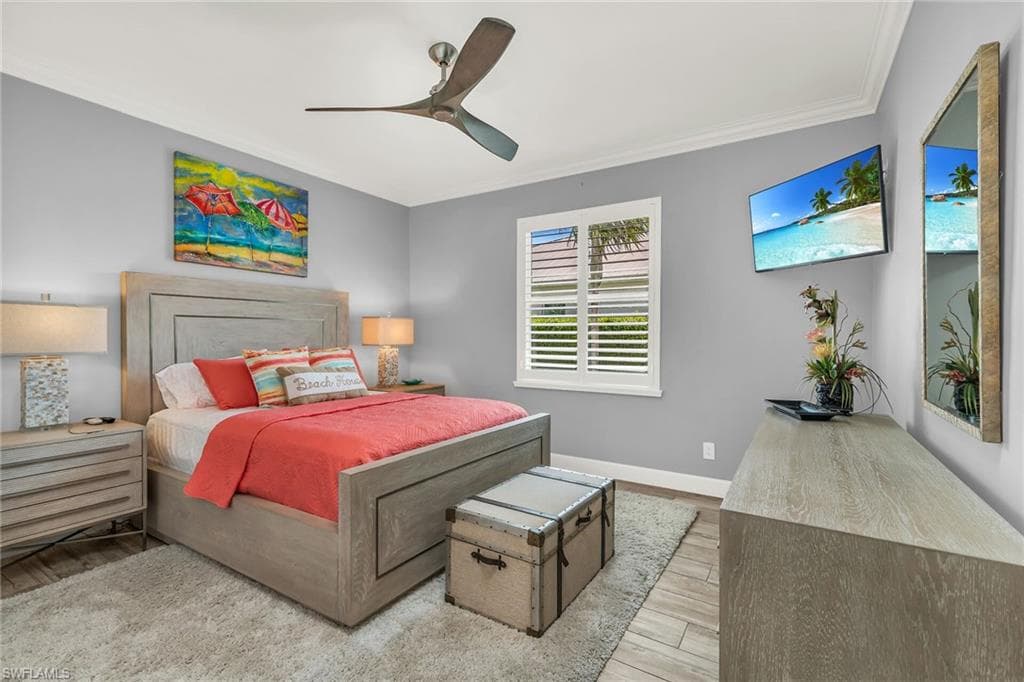 1015 Goldenrod Ave, Marco Island, FL 34145-26
