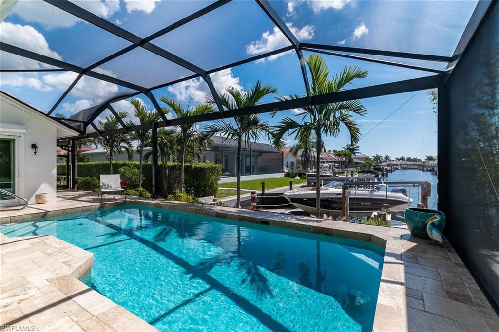1015 Goldenrod Ave, Marco Island, FL 34145-37
