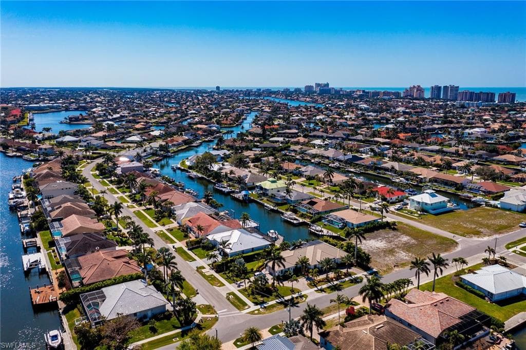 1015 Goldenrod Ave, Marco Island, FL 34145-47