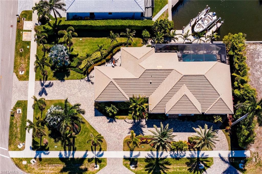 1015 Goldenrod Ave, Marco Island, FL 34145-48