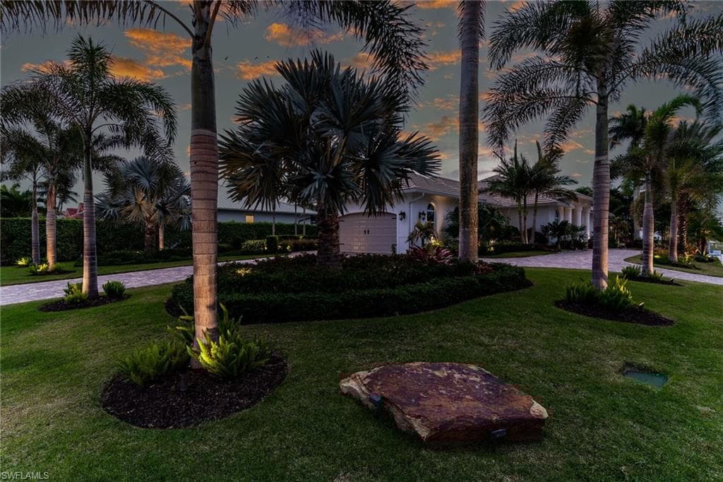 1015 Goldenrod Ave, Marco Island, FL 34145-50