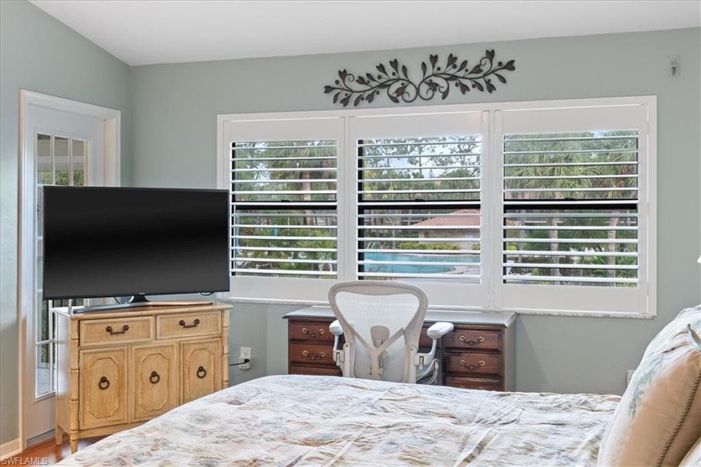 3243 Horse Carriage Way 1012, Naples, FL 34105-20