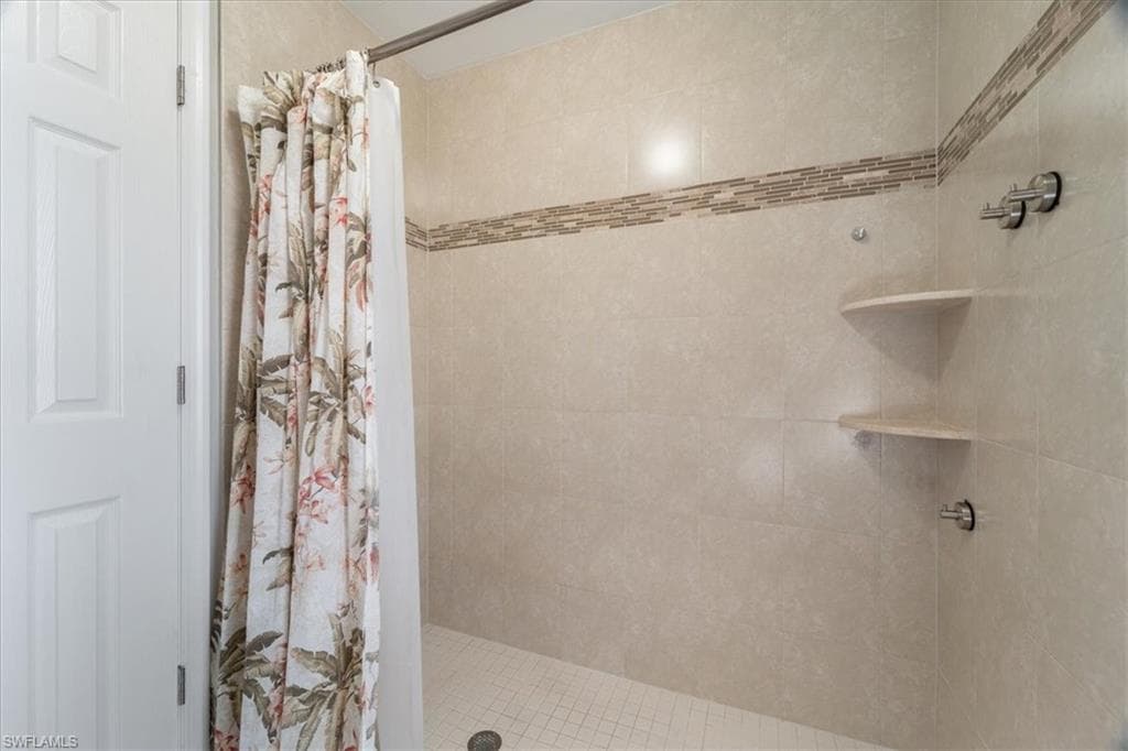 3243 Horse Carriage Way 1012, Naples, FL 34105-22