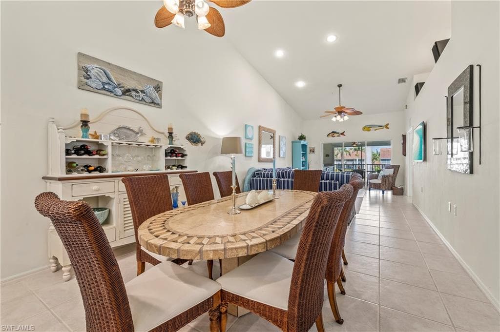 2381 Hidden Lake Ct 12, Naples, FL 34112-4