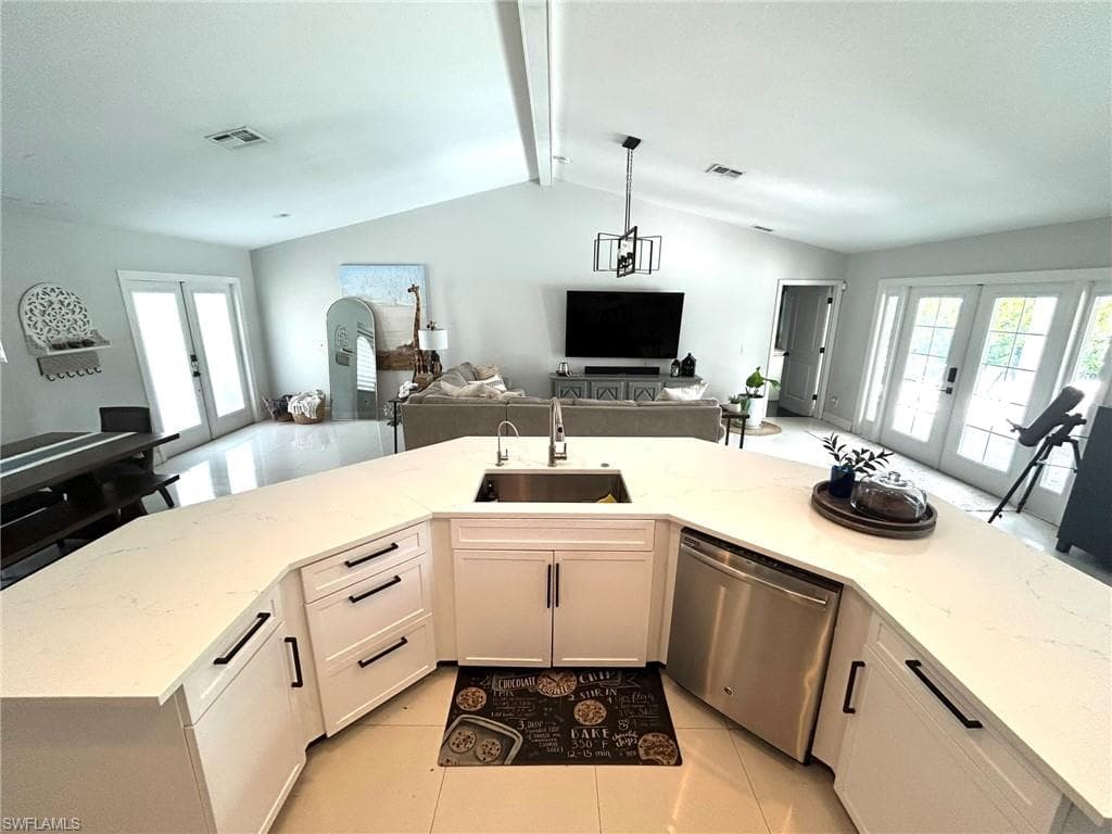 1540 47th Ave NE, Naples, FL 34120-9