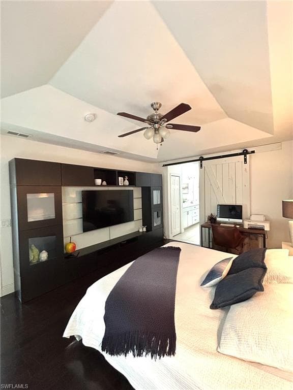 1540 47th Ave NE, Naples, FL 34120-14