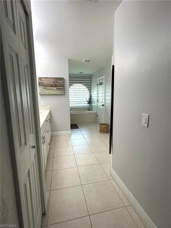 1540 47th Ave NE, Naples, FL 34120-16