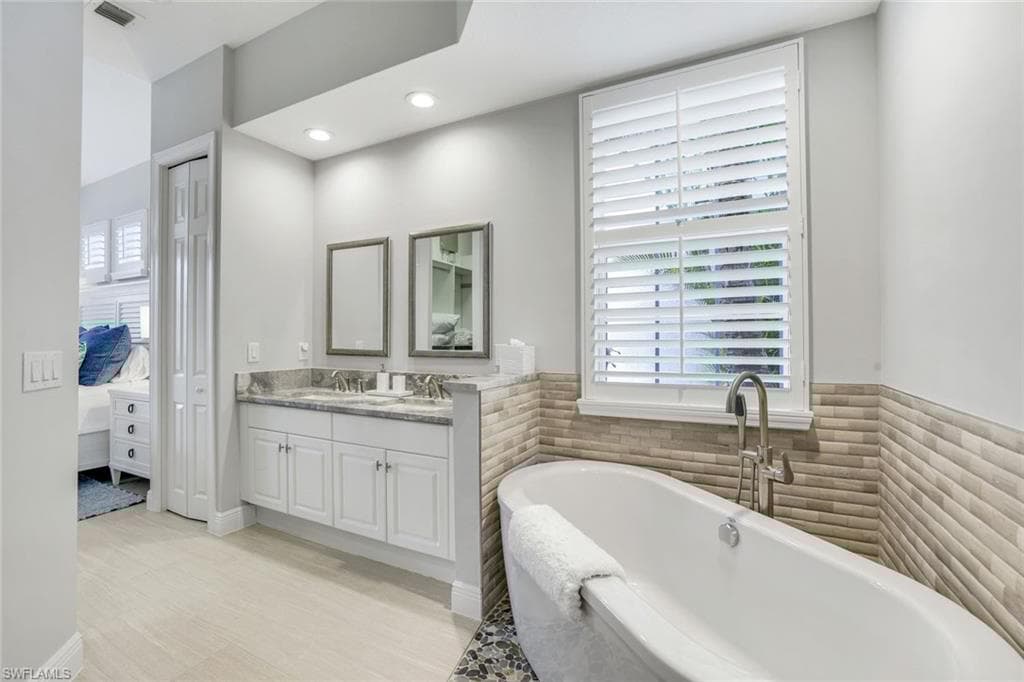 3854 Cotton Green Path Dr, Naples, FL 34114-18