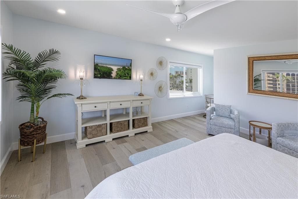 3401 Gulf Shore Blvd N 506, Naples, FL 34103-17