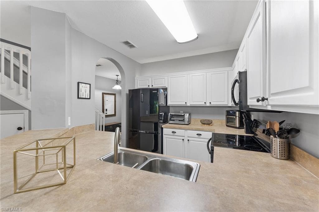 8163 Pacific Beach Dr, Fort Myers, FL 33966-11