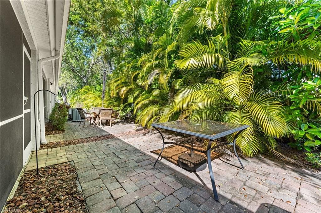 8163 Pacific Beach Dr, Fort Myers, FL 33966-23