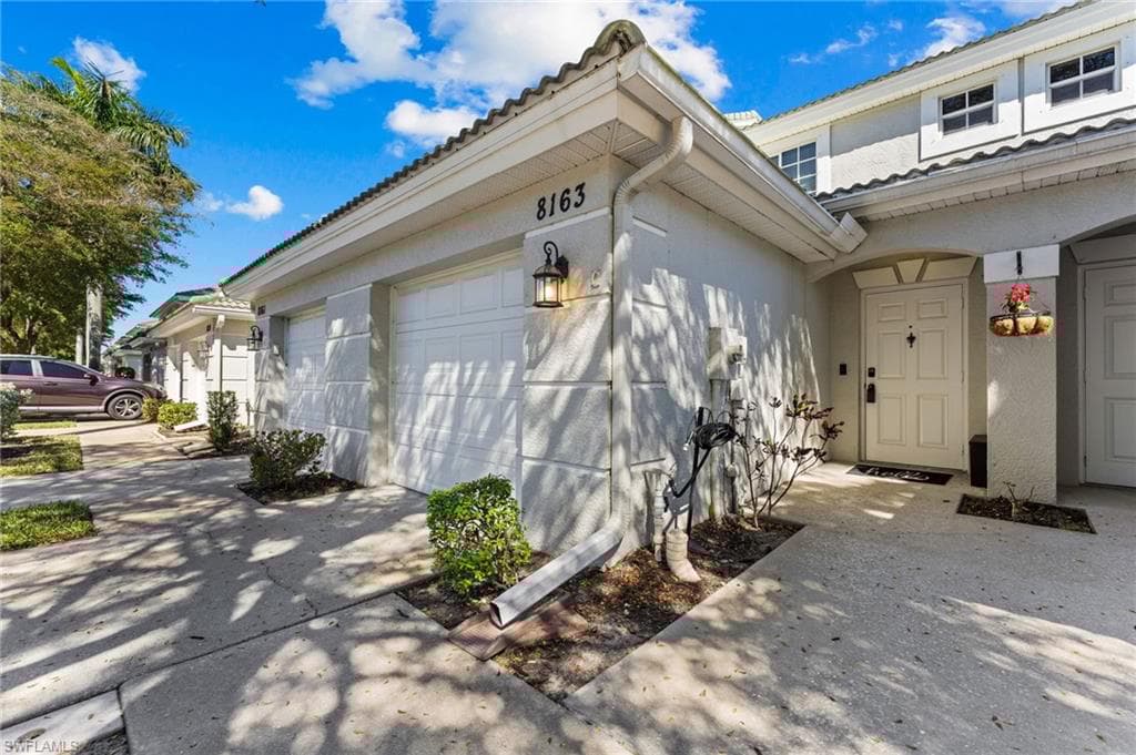 8163 Pacific Beach Dr, Fort Myers, FL 33966-27
