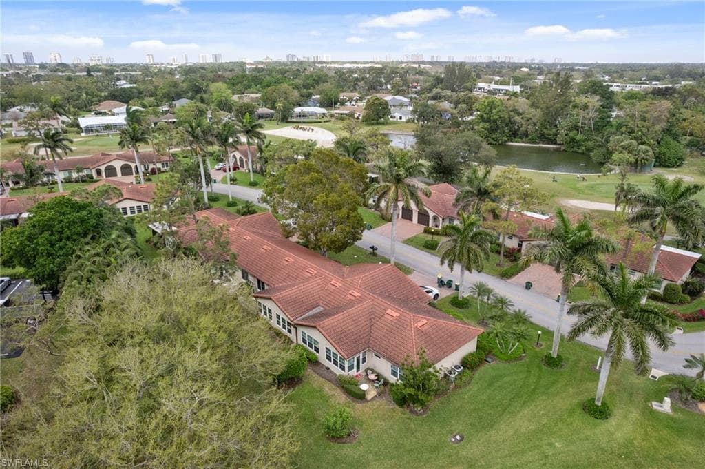 1094 Forest Lakes Dr, Naples, FL 34105-35