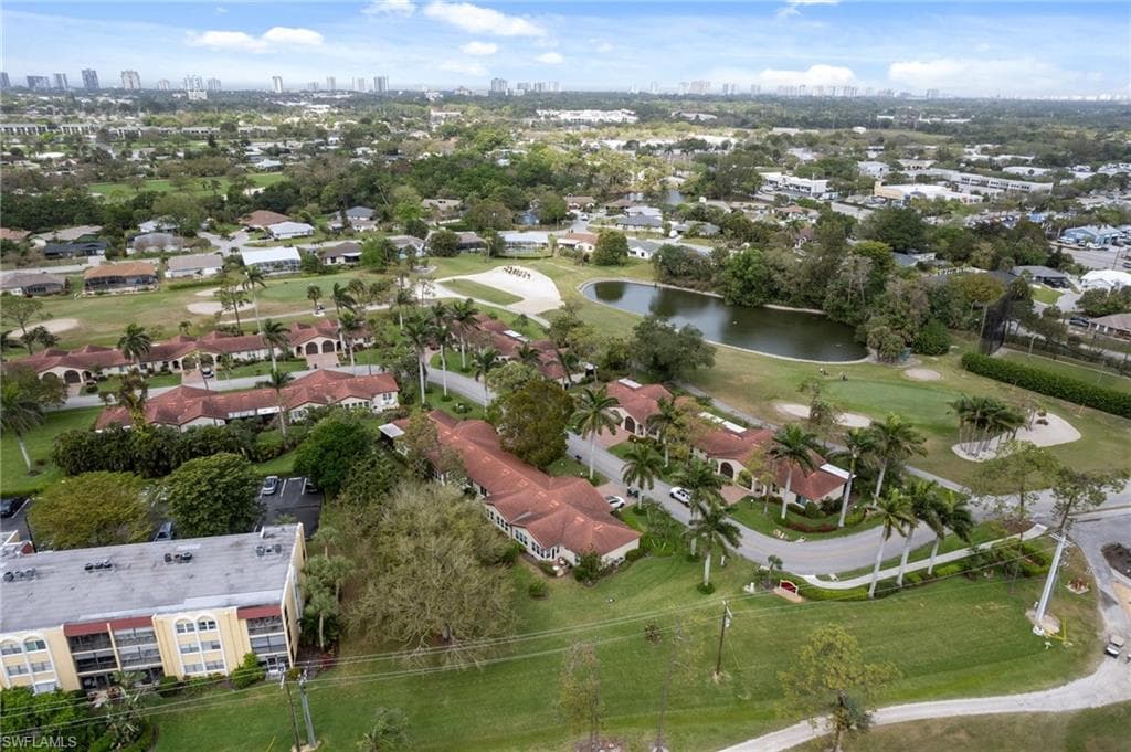 1094 Forest Lakes Dr, Naples, FL 34105-40