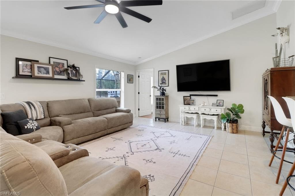 2610 10th Ave SE, Naples, FL 34117-11