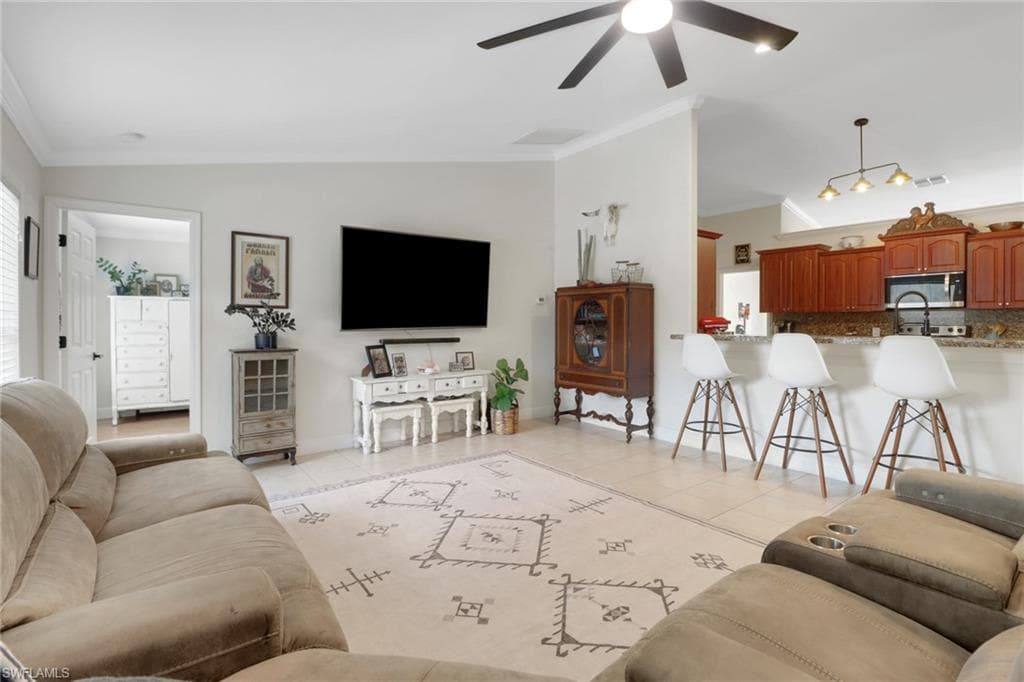 2610 10th Ave SE, Naples, FL 34117-12