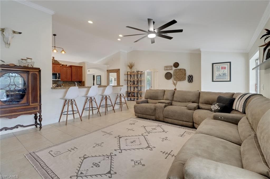 2610 10th Ave SE, Naples, FL 34117-13