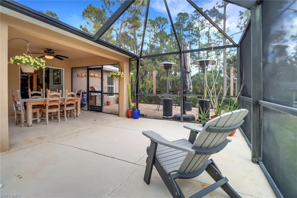 2610 10th Ave SE, Naples, FL 34117-28