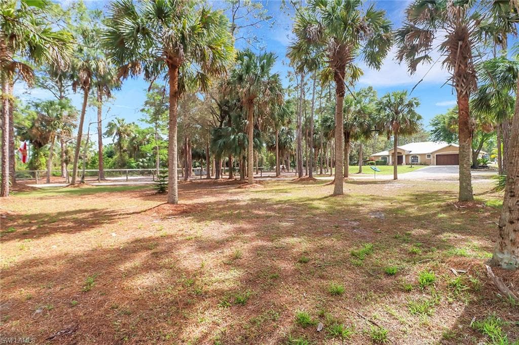2610 10th Ave SE, Naples, FL 34117-2