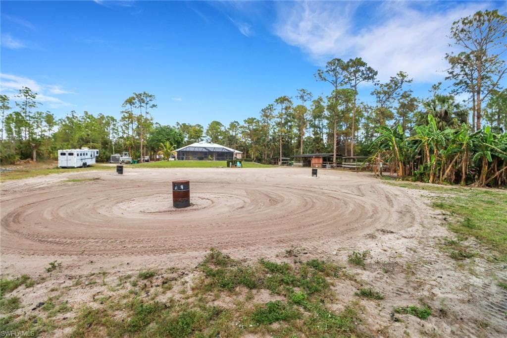 2610 10th Ave SE, Naples, FL 34117-38