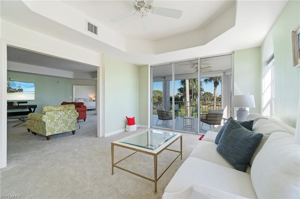 599 Audubon Blvd 201, Naples, FL 34110-11