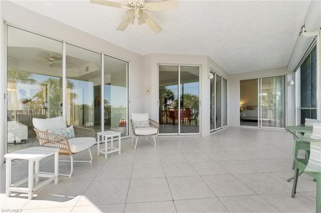 599 Audubon Blvd 201, Naples, FL 34110-39