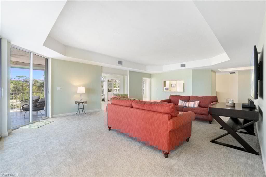 599 Audubon Blvd 201, Naples, FL 34110-5